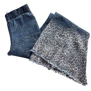 Lucky & Blessed Women's Sm Light Wash Leopard Print Bell Bottom Flare Jeans Boho
